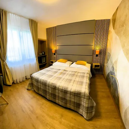 Benica Hotel Benesov (Central Bohemian)