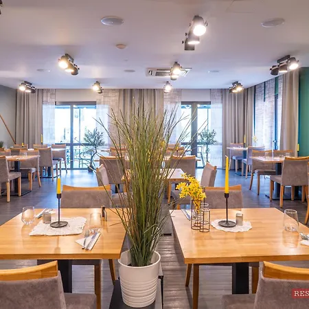 Benica Hotel Benesov (Central Bohemian)