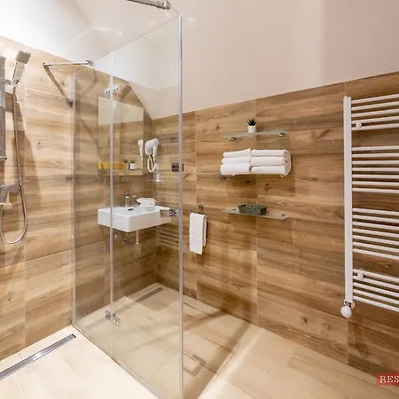 Hotel Benica Benesov (Central Bohemian)