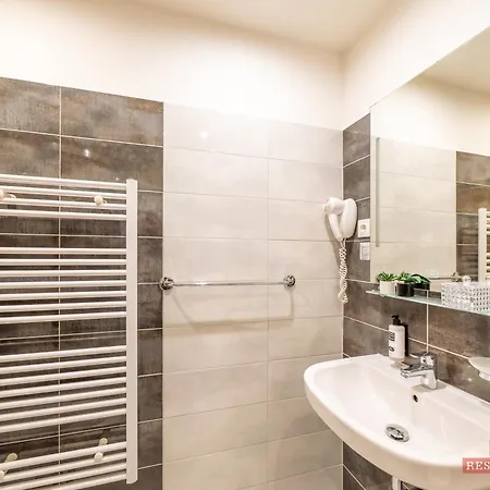Benica Hotel