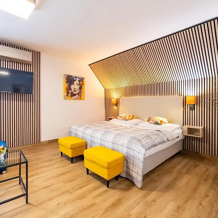 Benica Hotel