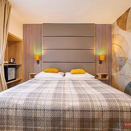 Benica Hotel 3*